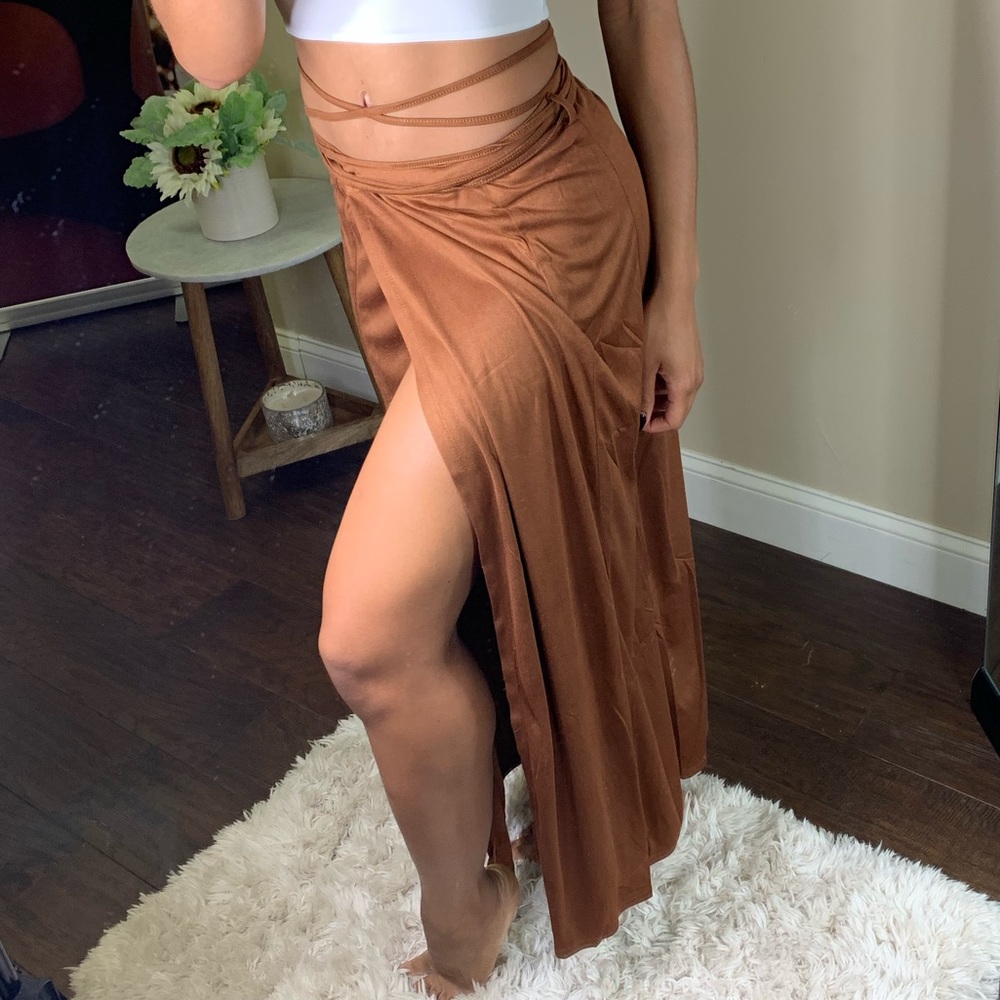 Sued wrap split skirt - Listicle